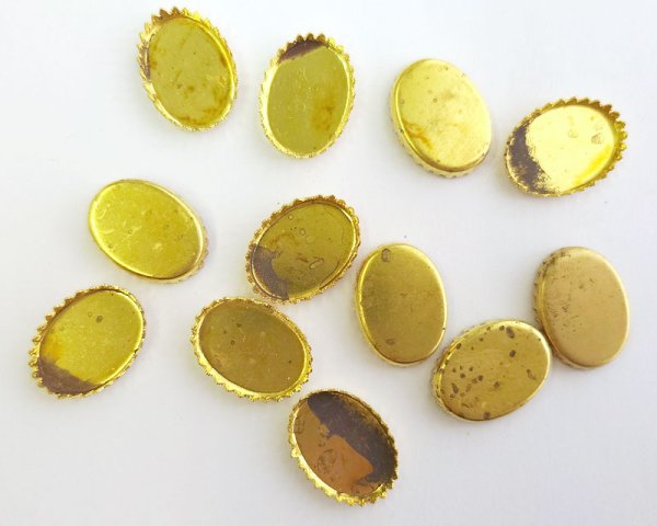 画像1: ヴィンテージ/ブラス皿/18×13mm/オーバルクラウン(1個) (1)