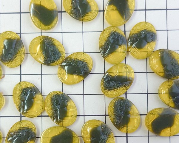 画像3: ns334/ヴィンテージ/ドイツ/ガラスカメオ/イエロー×カーキ(1個) (3)