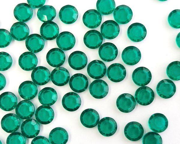画像1: ヴィンテージ/ドイツ/ガラス/シャネルストーン/エメラルド/39ss (1)