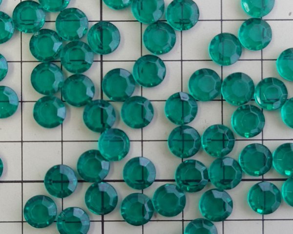 画像3: ヴィンテージ/ドイツ/ガラス/シャネルストーン/エメラルド/39ss (3)
