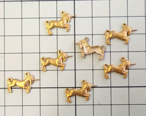 画像2: ブラスチャーム/ユニコーン(1個) (2)