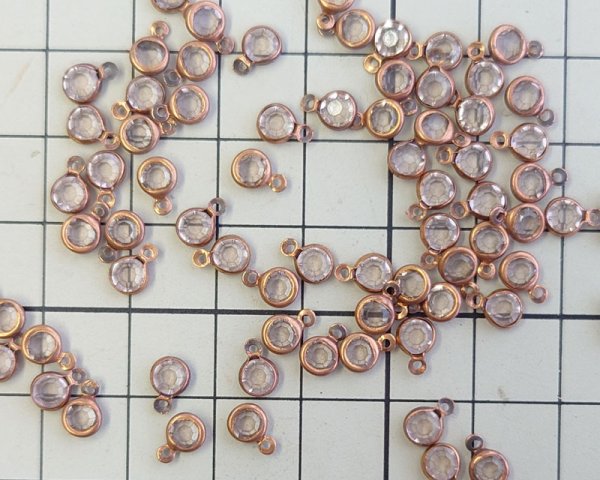 画像2: ヴィンテージ/ドイツ/ミニガラスチャーム/ライトアメシスト(10個) (2)