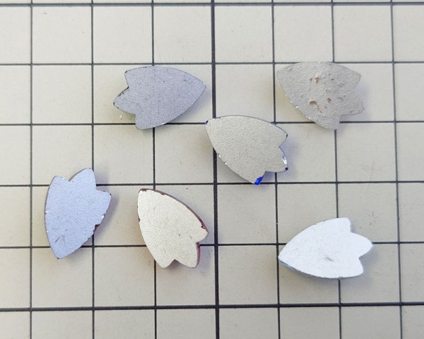 画像3: ns349/ヴィンテージ/ドイツ/ガラスカボション/カットチューリップ/オーロラ(1個) (3)