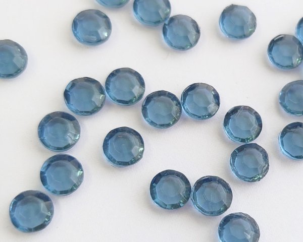 画像1: ヴィンテージ/ドイツ/ガラス/シャネルストーン/ライトモンタナ/29ss(1個) (1)