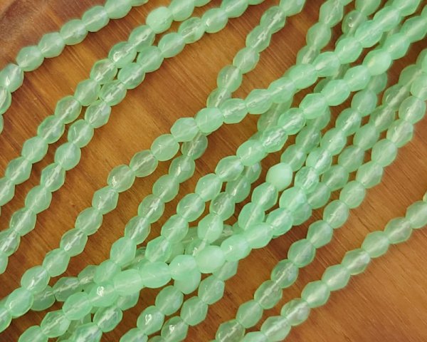 画像1: チェコガラスビーズ/ファイアポリッシュラウンド/ミルキーグリーン/約3mm(20個) (1)