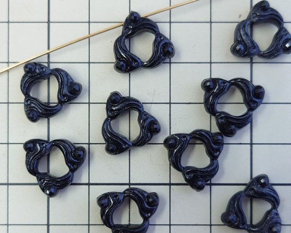 画像2: ヴィンテージ/ドイツ/プラスチック/トライアングルウエーブ/ブラック（2個） (2)