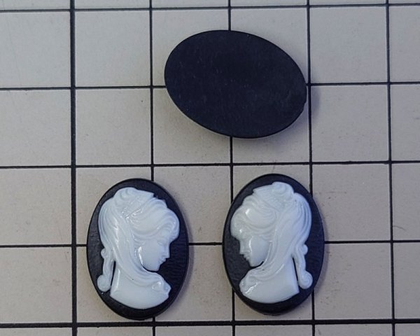 画像3: ns362/ヴィンテージ/ドイツ/プラスチックカメオ/レディブラック/約18×13mm (3)