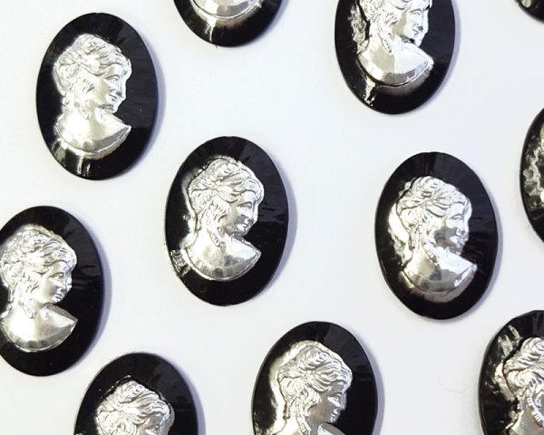 画像2: ns364/ヴィンテージ/ドイツ/ガラスカメオ/ブラック×シルバーA/約25×18mm (2)