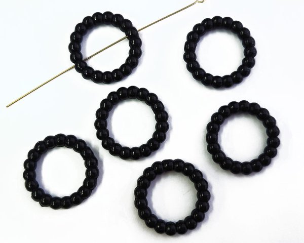 画像1: プラスチックビーズ/ブラックドットリング(2個) (1)