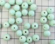 画像2: ヴィンテージ/日本/ランプワークビーズ/ライトグリーンストライプラウンド(6個) (2)