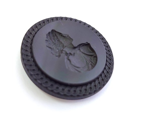 画像2: ns373/ヴィンテージ/ドイツ/ガラス/ラウンドレリーフ/ブラック/約35mm (2)