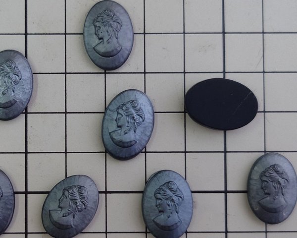 画像2: ns377/ヴィンテージ/ドイツ/ガラスカメオ/鈍色/約18×13mm (2)