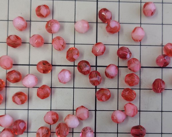 画像2: チェコガラスビーズ/ファイアポリッシュ/6mm/フーシャホワイトミックス(12個） (2)