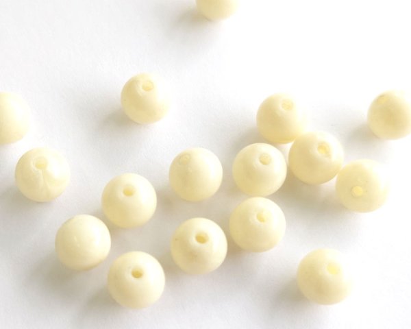 画像3: ヴィンテージ/ドイツ/プラスチック/クリームマーブルラウンド/約8mm(4個） (3)