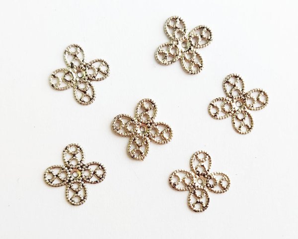 画像1: デッドストック/メタル/透かし/墨入りシルバー/約10mm（4個） (1)