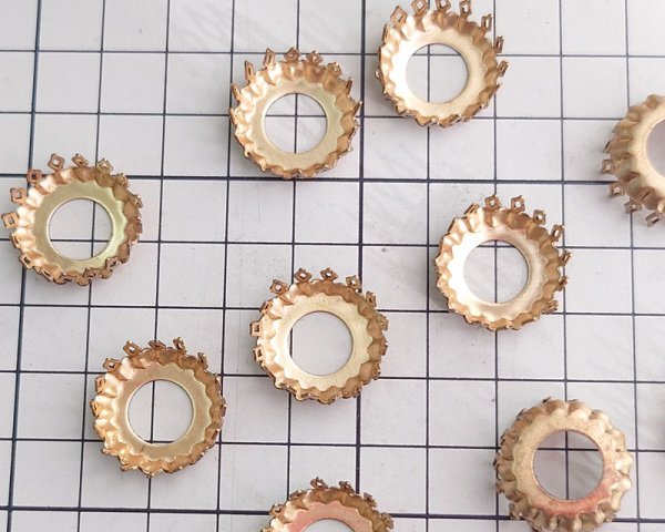 画像2: 18mm用/ブラスセッティング/クラウン(1個) (2)