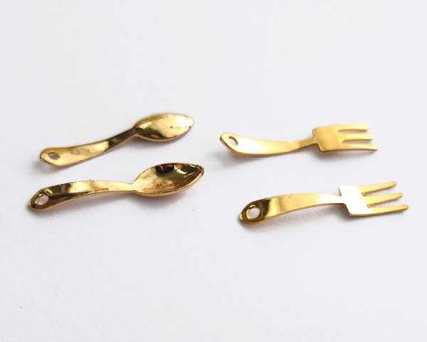 画像2: デッドストック.メタルチャーム/スプーン/ゴールドメッキ（1個） (2)