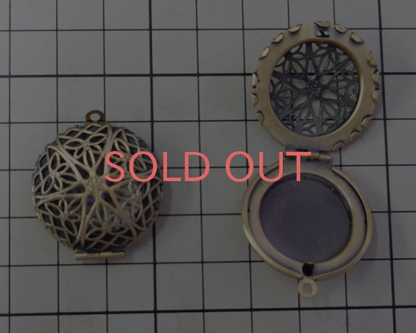 画像2: /メタルパーツ/透かしロケット/金古美（1個) (2)