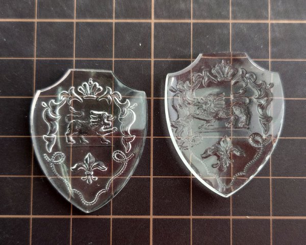 画像2: ヴィンテージ/ヨーロッパ/ガラスカボション/エンブレム/クリア(1個) (2)