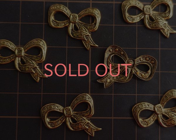 画像2: ブラススタンピング/USA/墨入りゴールド/リボン(1個) (2)