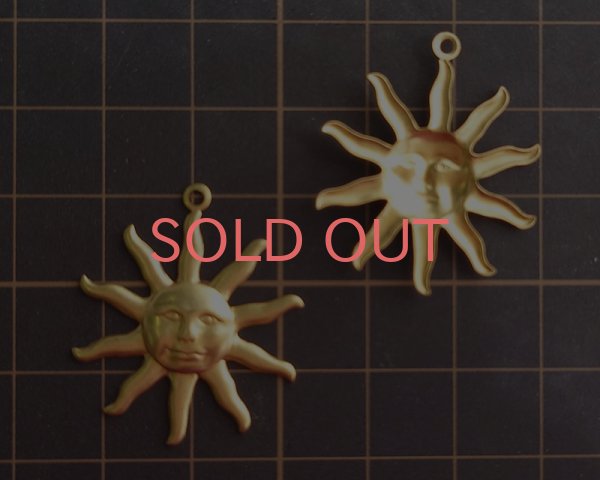 画像2: ブラスチャーム/サン（1個） (2)