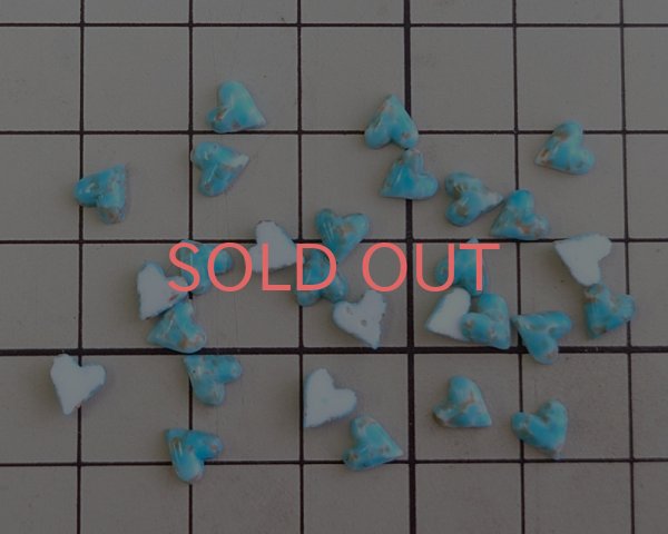 画像2: ヴィンテージ/ガラスカボション/ターコイズ風/ミニハート（1個） (2)