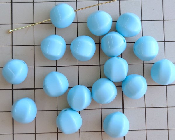 画像2: ヴィンテージ/ドイツ/ルーサイト/バルーン/ライトブルー/約11mm(1個) (2)