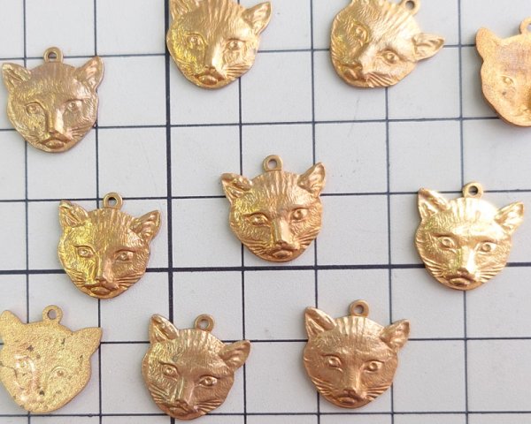 画像2: ヴィンテージ/USA/ブラスチャーム/キャットフェイス(1個) (2)