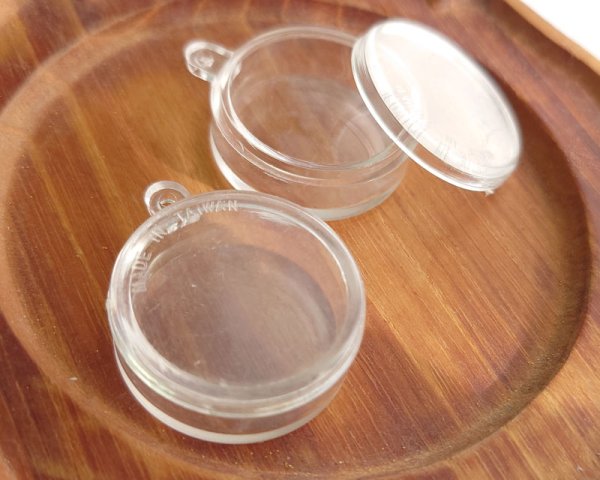 画像1: ヴィンテージ/台湾/プラスチックケース/約26mm(1個) (1)