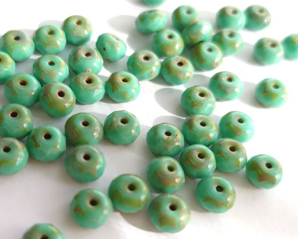 画像1: チェコガラスビーズ/ジェムカットロンデル/ラスターグリーン/約7×4mm(10個) (1)