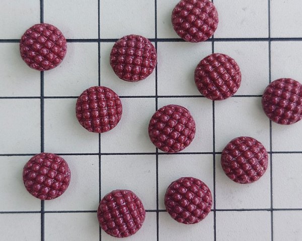 画像2: ヴィンテージ/チェコ/ガラス/ブラウンドット約8mm（1個） (2)