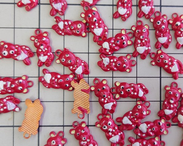 画像2: ヴィンテージ/日本/メタルチャーム/ファニーベア（1個） (2)