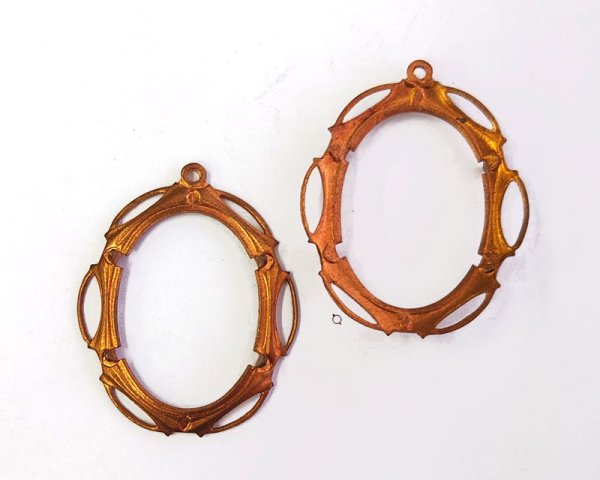 画像1: ヴィンテージ/セッティング/ブラス/30×22mm用(1個) (1)