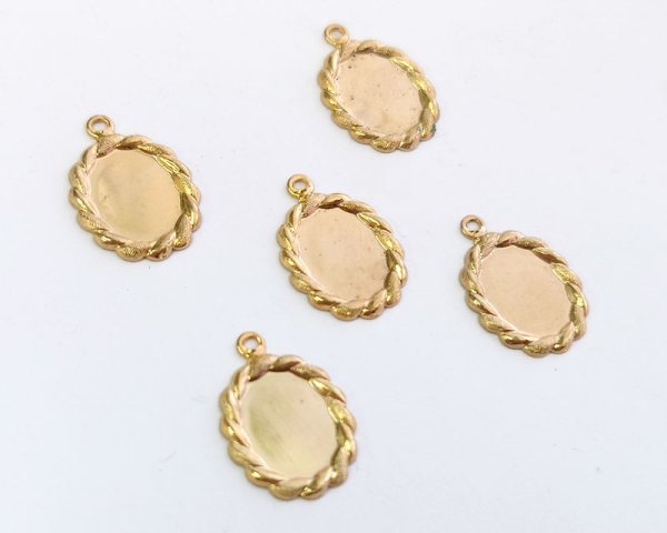 画像1: ヴィンテージ/セッティング/ブラス/ゴールドメッキ/10×8mm用(1個) (1)