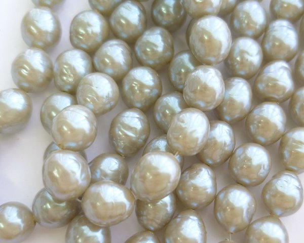 画像1: デッドストック/日本/ガラスパール/ライトグリーンバロック(2個) (1)