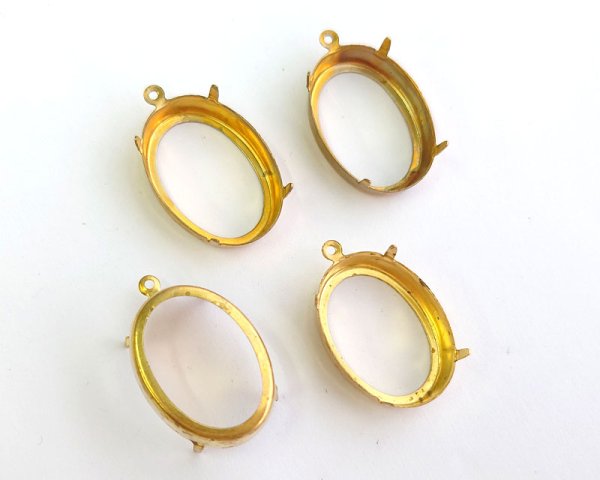 画像1: ヴィンテージ/25×18mmオーバル用/ブラスセッティング/オープンバック/1リング(1個) (1)