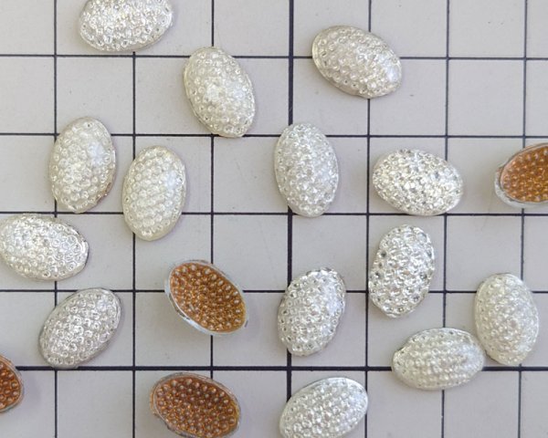 画像2: ヴィンテージ/ドイツ/ガラスドーム/クリアドット/約12×8mm(1個) (2)