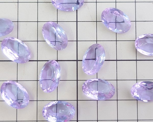 画像2: ヴィンテージ/チェコ/ガラスストーン/アレキサンドライト/16×11mm（1個） (2)
