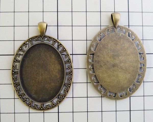 画像2: 金古美セッティングF/メタル/内径40×30mmオーバル(1個) (2)