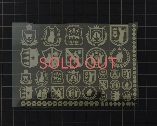 画像2: 箔シート/コラボ猫エンブレム/マットゴールド/A7(1枚) (2)