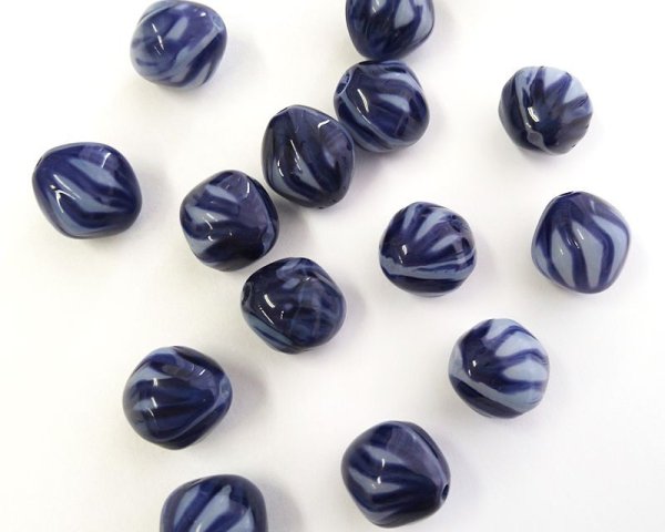 画像1: チェコガラスビーズ/ラージバイコン/ネイビーストライプ/約14×12mm（1個) (1)