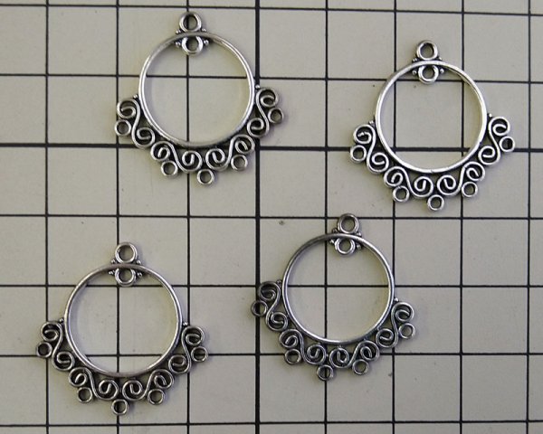 画像2: メタルチャーム/カールラウンド/アンティークシルバー(2個) (2)