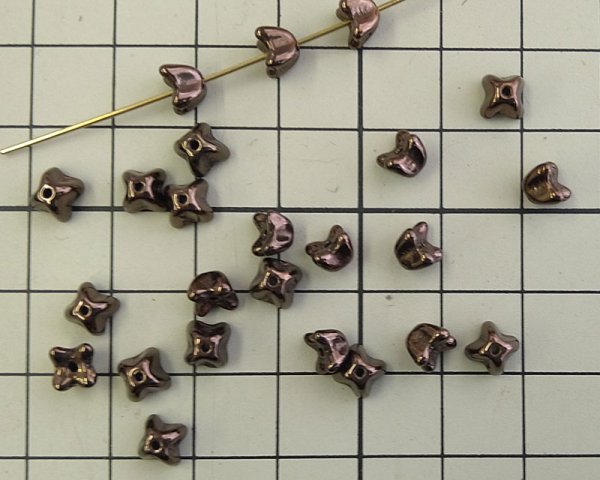 画像2: チェコガラスビーズ/ミニフラワー/メタリックブラウン(20個) (2)