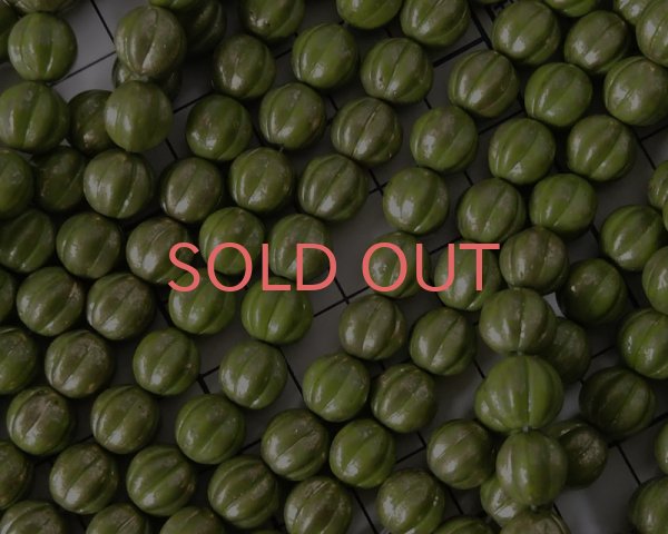 画像2: チェコガラスビーズ/フルーテッドラウンド/グリーンティゴールド/8mm(10個) (2)