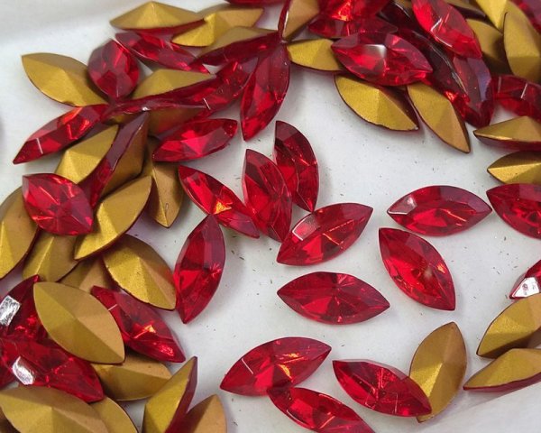 画像1: ヴィンテージ/スワロフスキー/4200/2/ライトシャム/15×7mm（1個） (1)