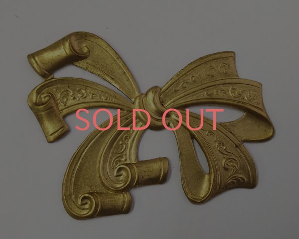 画像1: ヴィンテージ/USA/ブラススタンピング/ラージリボン(1個) (1)