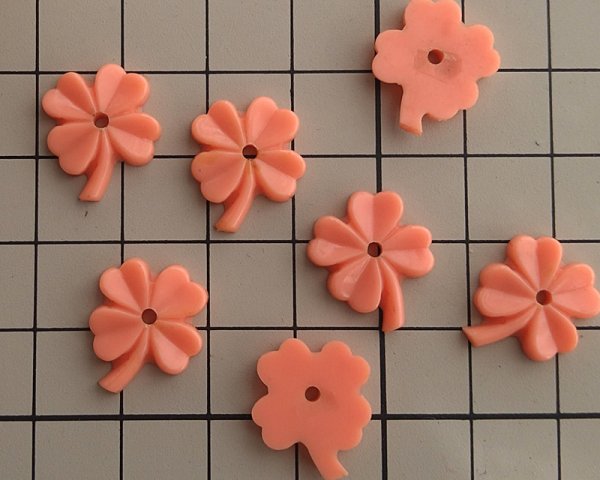 画像2: ヴィンテージ/ドイツ/プラスチック/ヨツバ/コーラル(1個) (2)