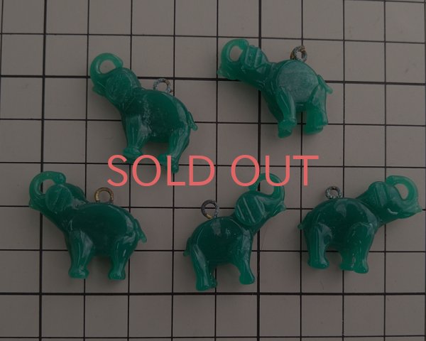 画像3: ヴィンテージ/日本/ピン付きガラスパーツ/ぞう（1個） (3)