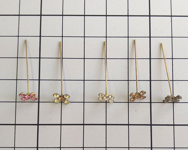 画像3: ヴィンテージ/ラインストーンフラワーピン/ライトスモークドトパーズ(1個) (3)