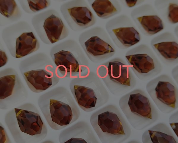 画像1: デッドストック/チェコ/マシンカットガラスドロップ/ブラウン(2個) (1)